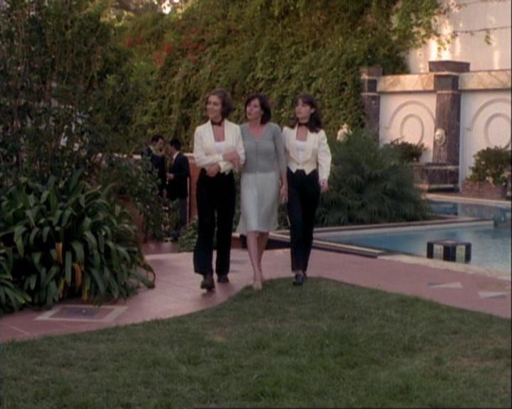 Charmed-Online-dot-net_106TheWeddingFromHell2337.jpg