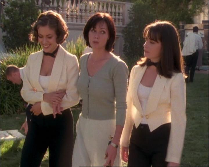 Charmed-Online-dot-net_106TheWeddingFromHell2350.jpg Charmed-Online-dot-net_106TheWeddingFromHell2350.jpg