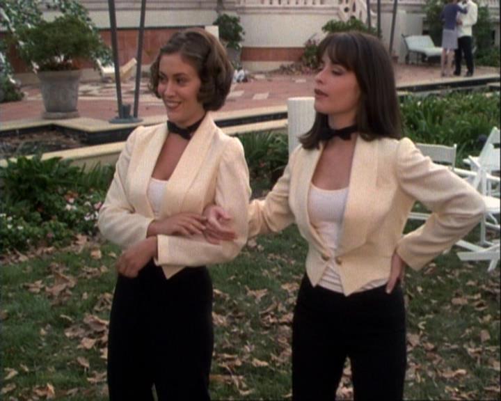 Charmed-Online-dot-net_106TheWeddingFromHell2393.jpg Charmed-Online-dot-net_106TheWeddingFromHell2393.jpg