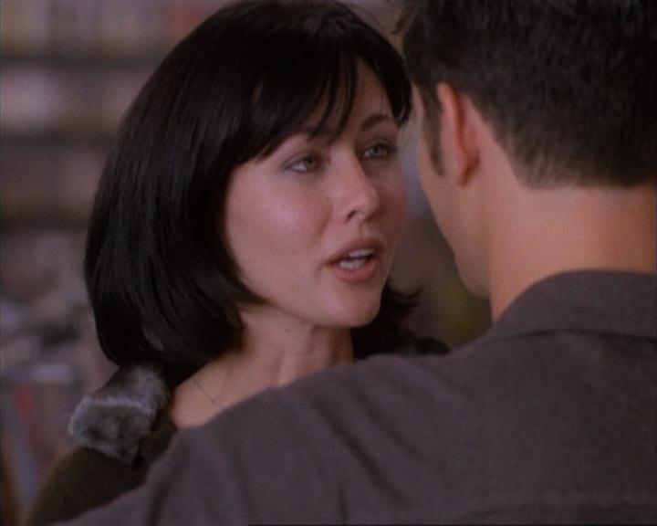 Charmed-Online-dot-net_107TheFourthSister0642.jpg Charmed-Online-dot-net_107TheFourthSister0642.jpg