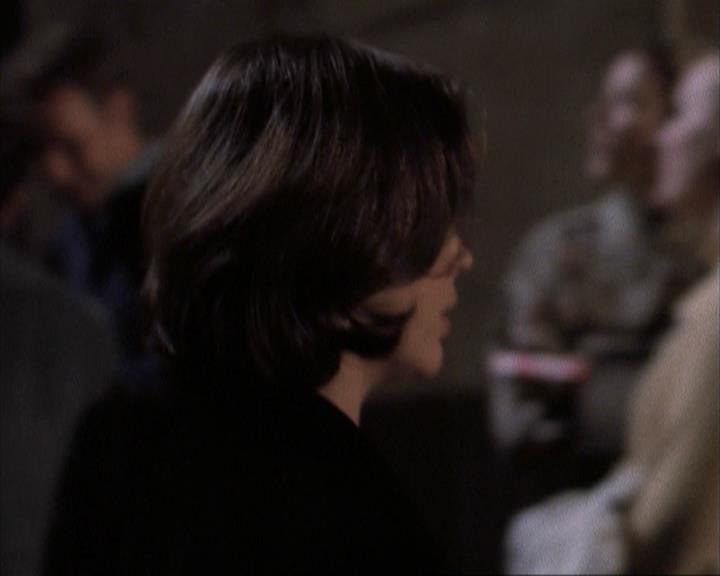 Charmed-Online-dot-net_108TheTruthIsOutThereAndItHurts0076.jpg Charmed-Online-dot-net_108TheTruthIsOutThereAndItHurts0076.jpg