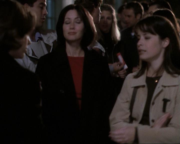 Charmed-Online-dot-net_108TheTruthIsOutThereAndItHurts0086.jpg Charmed-Online-dot-net_108TheTruthIsOutThereAndItHurts0086.jpg