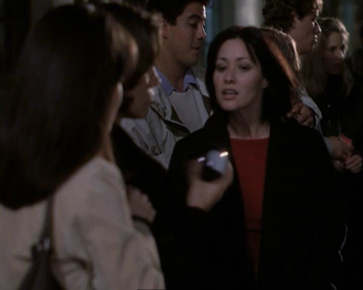 Charmed-Online-dot-net_108TheTruthIsOutThereAndItHurts0093.jpg Charmed-Online-dot-net_108TheTruthIsOutThereAndItHurts0093.jpg