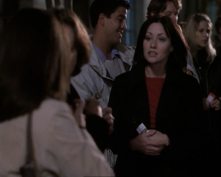 Charmed-Online-dot-net_108TheTruthIsOutThereAndItHurts0100.jpg Charmed-Online-dot-net_108TheTruthIsOutThereAndItHurts0100.jpg