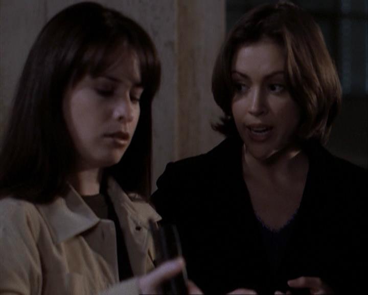 Charmed-Online-dot-net_108TheTruthIsOutThereAndItHurts0107.jpg Charmed-Online-dot-net_108TheTruthIsOutThereAndItHurts0107.jpg