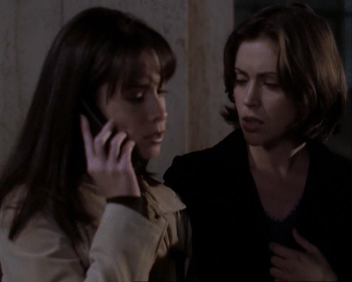 Charmed-Online-dot-net_108TheTruthIsOutThereAndItHurts0119.jpg Charmed-Online-dot-net_108TheTruthIsOutThereAndItHurts0119.jpg