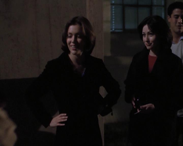 Charmed-Online-dot-net_108TheTruthIsOutThereAndItHurts0134.jpg Charmed-Online-dot-net_108TheTruthIsOutThereAndItHurts0134.jpg