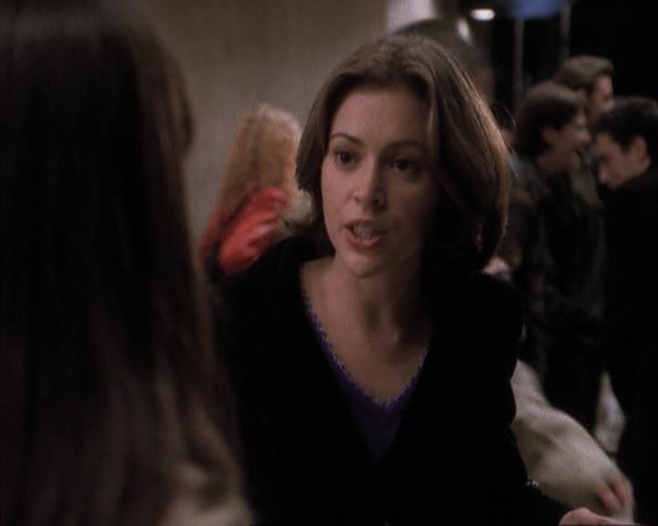 Charmed-Online-dot-net_108TheTruthIsOutThereAndItHurts0155.jpg Charmed-Online-dot-net_108TheTruthIsOutThereAndItHurts0155.jpg