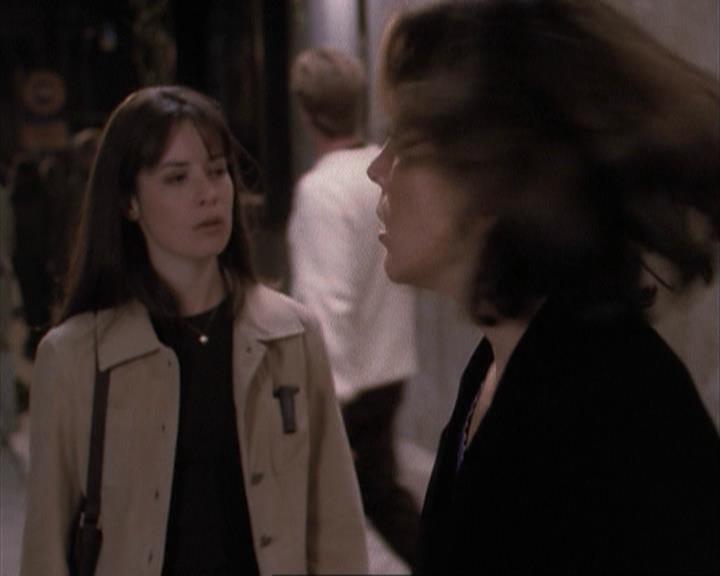 Charmed-Online-dot-net_108TheTruthIsOutThereAndItHurts0159.jpg Charmed-Online-dot-net_108TheTruthIsOutThereAndItHurts0159.jpg