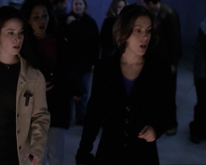 Charmed-Online-dot-net_108TheTruthIsOutThereAndItHurts0174.jpg Charmed-Online-dot-net_108TheTruthIsOutThereAndItHurts0174.jpg