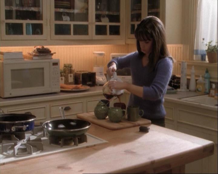 Charmed-Online-dot-net_108TheTruthIsOutThereAndItHurts0263.jpg Charmed-Online-dot-net_108TheTruthIsOutThereAndItHurts0263.jpg