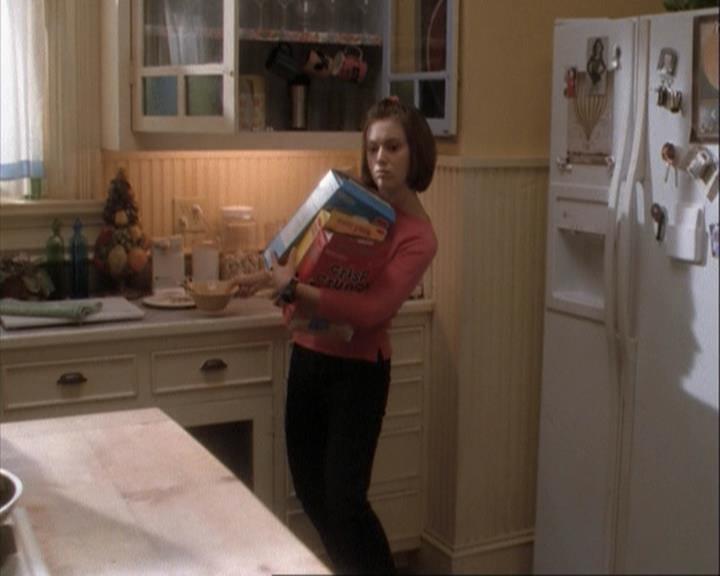 Charmed-Online-dot-net_108TheTruthIsOutThereAndItHurts0267.jpg Charmed-Online-dot-net_108TheTruthIsOutThereAndItHurts0267.jpg