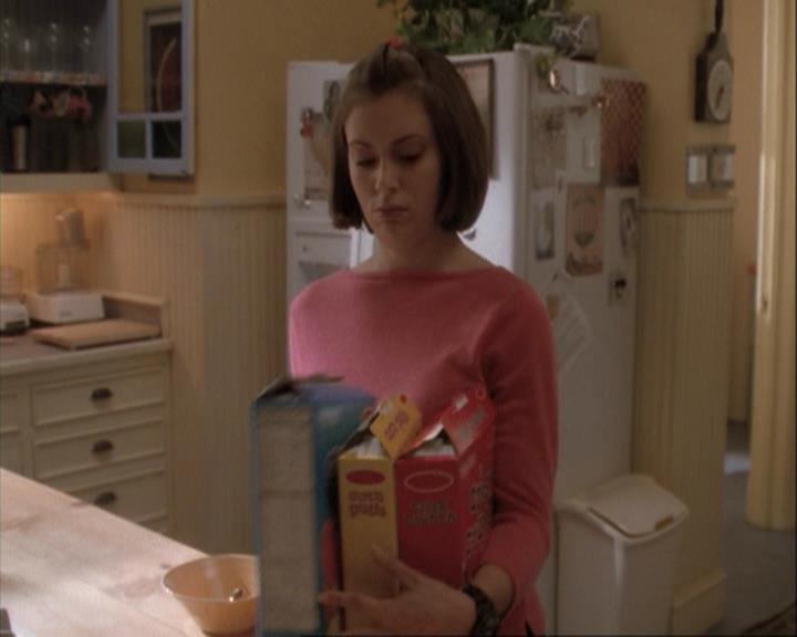 Charmed-Online-dot-net_108TheTruthIsOutThereAndItHurts0270.jpg Charmed-Online-dot-net_108TheTruthIsOutThereAndItHurts0270.jpg