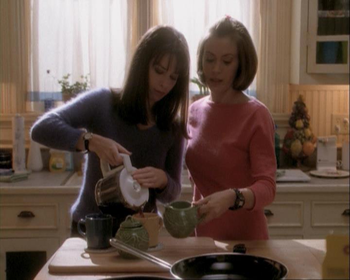 Charmed-Online-dot-net_108TheTruthIsOutThereAndItHurts0328.jpg Charmed-Online-dot-net_108TheTruthIsOutThereAndItHurts0328.jpg