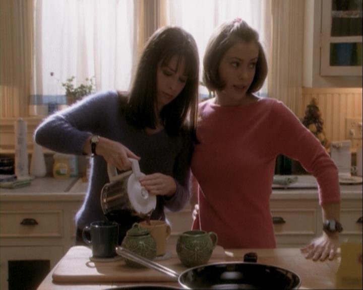 Charmed-Online-dot-net_108TheTruthIsOutThereAndItHurts0329.jpg Charmed-Online-dot-net_108TheTruthIsOutThereAndItHurts0329.jpg