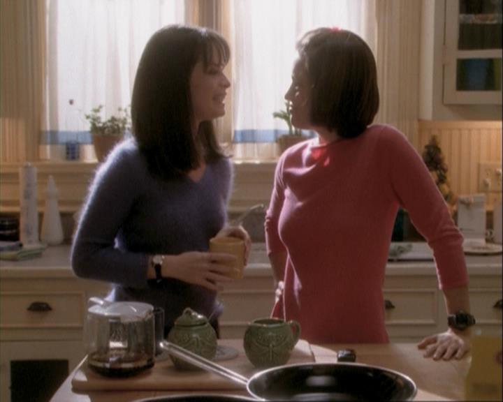 Charmed-Online-dot-net_108TheTruthIsOutThereAndItHurts0333.jpg Charmed-Online-dot-net_108TheTruthIsOutThereAndItHurts0333.jpg