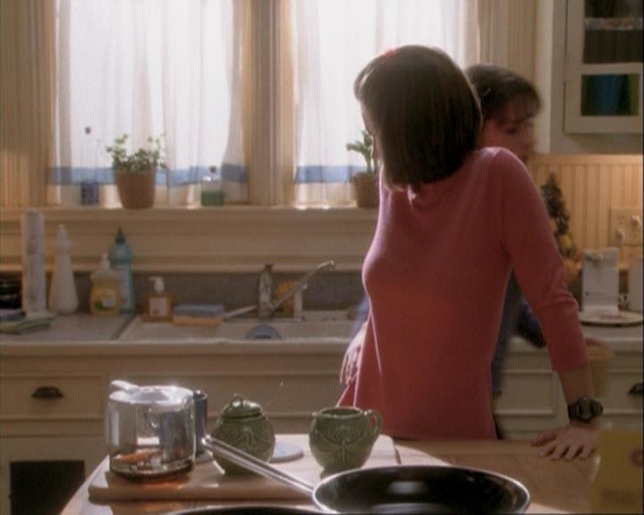 Charmed-Online-dot-net_108TheTruthIsOutThereAndItHurts0335.jpg Charmed-Online-dot-net_108TheTruthIsOutThereAndItHurts0335.jpg