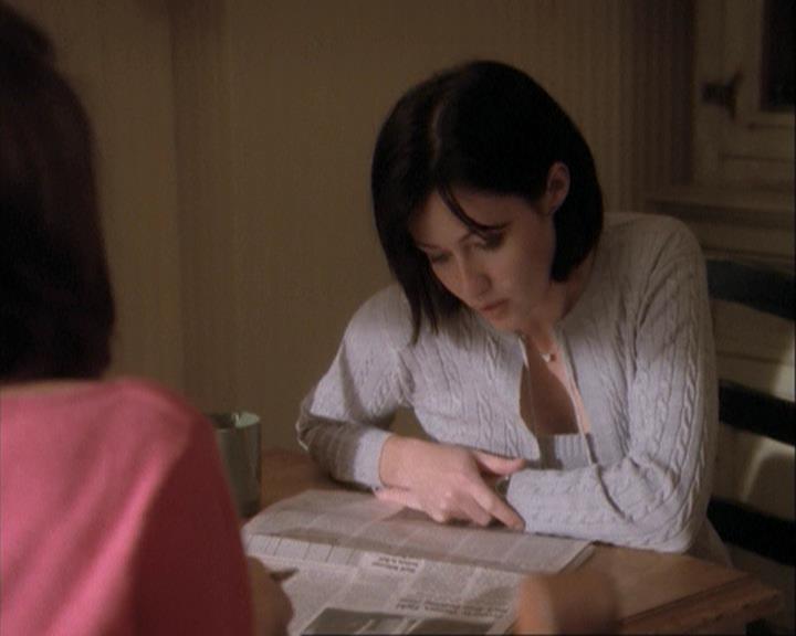 Charmed-Online-dot-net_108TheTruthIsOutThereAndItHurts0349.jpg Charmed-Online-dot-net_108TheTruthIsOutThereAndItHurts0349.jpg
