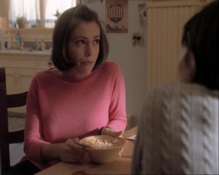 Charmed-Online-dot-net_108TheTruthIsOutThereAndItHurts0355.jpg Charmed-Online-dot-net_108TheTruthIsOutThereAndItHurts0355.jpg