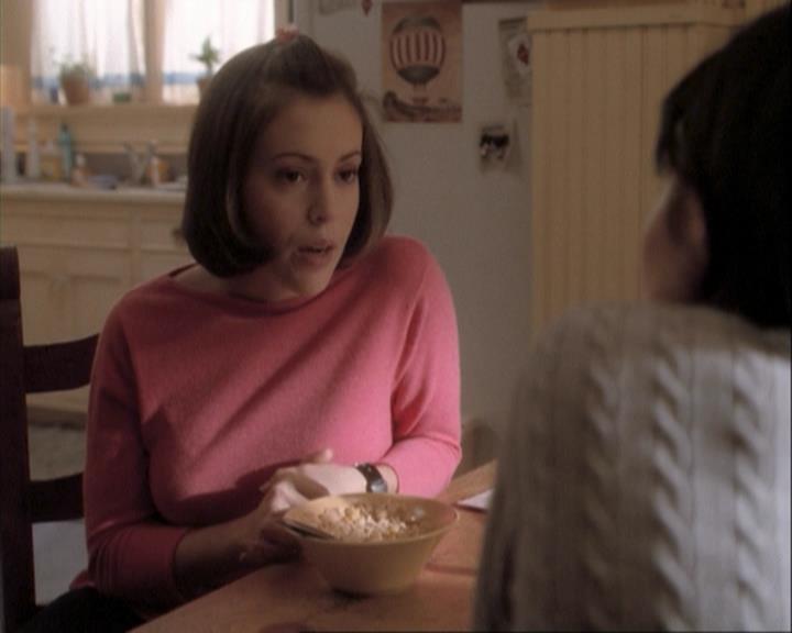 Charmed-Online-dot-net_108TheTruthIsOutThereAndItHurts0357.jpg Charmed-Online-dot-net_108TheTruthIsOutThereAndItHurts0357.jpg