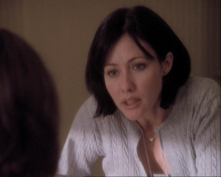 Charmed-Online-dot-net_108TheTruthIsOutThereAndItHurts0383.jpg Charmed-Online-dot-net_108TheTruthIsOutThereAndItHurts0383.jpg