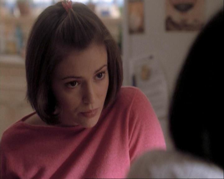 Charmed-Online-dot-net_108TheTruthIsOutThereAndItHurts0392.jpg Charmed-Online-dot-net_108TheTruthIsOutThereAndItHurts0392.jpg