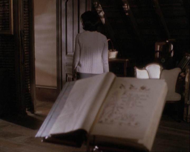 Charmed-Online-dot-net_108TheTruthIsOutThereAndItHurts0419.jpg Charmed-Online-dot-net_108TheTruthIsOutThereAndItHurts0419.jpg