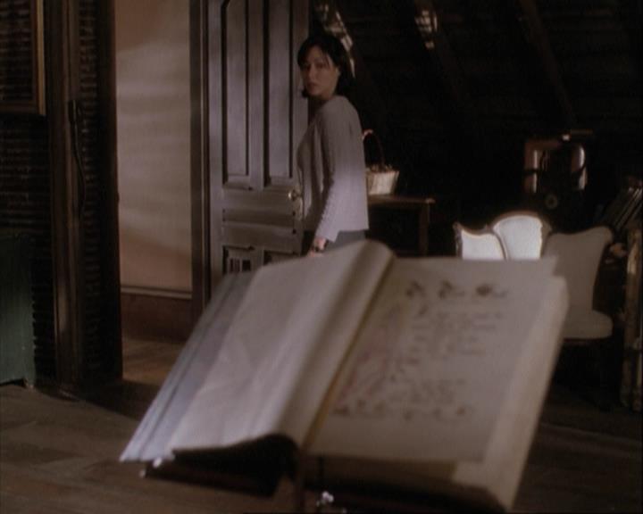 Charmed-Online-dot-net_108TheTruthIsOutThereAndItHurts0420.jpg Charmed-Online-dot-net_108TheTruthIsOutThereAndItHurts0420.jpg