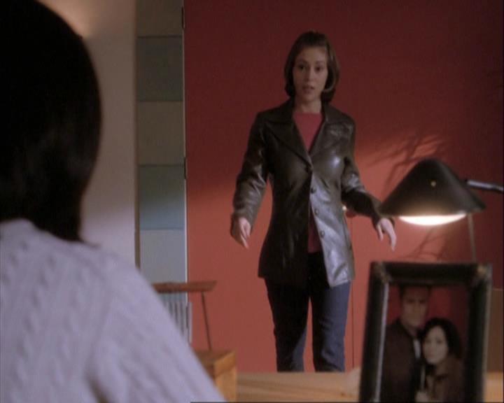 Charmed-Online-dot-net_108TheTruthIsOutThereAndItHurts0505.jpg Charmed-Online-dot-net_108TheTruthIsOutThereAndItHurts0505.jpg