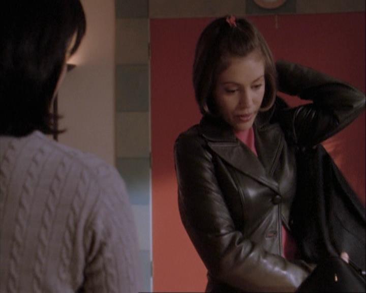 Charmed-Online-dot-net_108TheTruthIsOutThereAndItHurts0523.jpg Charmed-Online-dot-net_108TheTruthIsOutThereAndItHurts0523.jpg