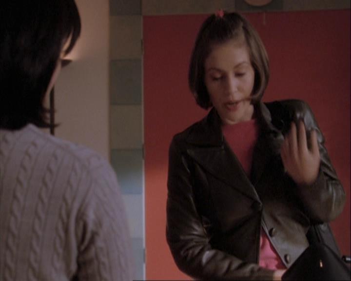 Charmed-Online-dot-net_108TheTruthIsOutThereAndItHurts0524.jpg Charmed-Online-dot-net_108TheTruthIsOutThereAndItHurts0524.jpg