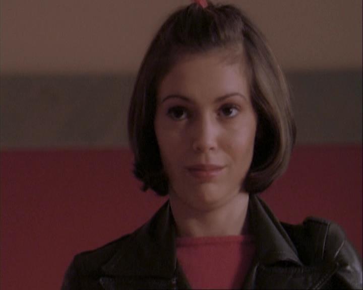 Charmed-Online-dot-net_108TheTruthIsOutThereAndItHurts0526.jpg Charmed-Online-dot-net_108TheTruthIsOutThereAndItHurts0526.jpg