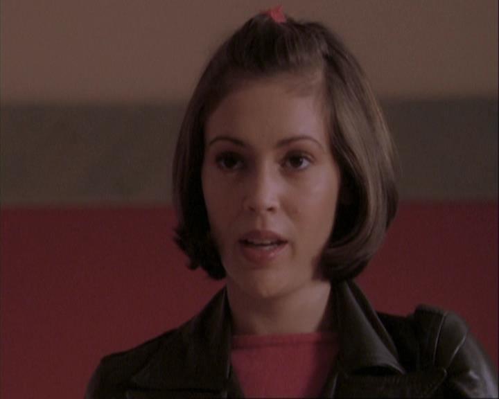 Charmed-Online-dot-net_108TheTruthIsOutThereAndItHurts0528.jpg Charmed-Online-dot-net_108TheTruthIsOutThereAndItHurts0528.jpg