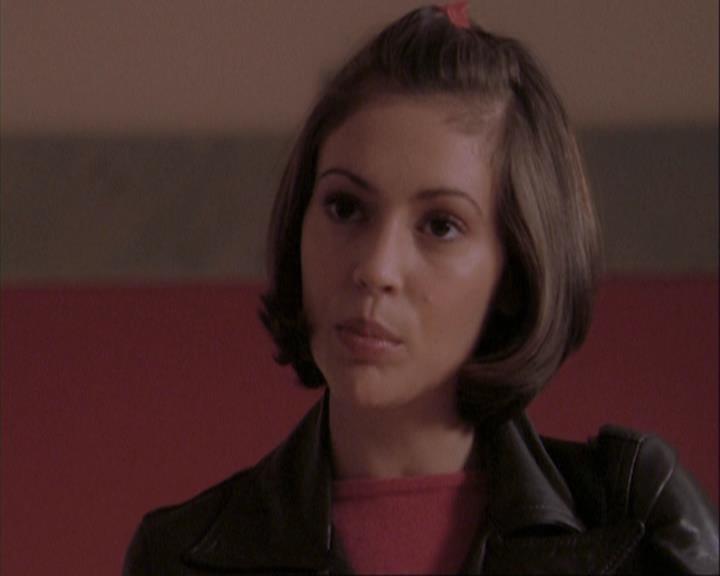 Charmed-Online-dot-net_108TheTruthIsOutThereAndItHurts0535.jpg Charmed-Online-dot-net_108TheTruthIsOutThereAndItHurts0535.jpg