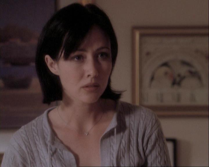 Charmed-Online-dot-net_108TheTruthIsOutThereAndItHurts0542.jpg Charmed-Online-dot-net_108TheTruthIsOutThereAndItHurts0542.jpg