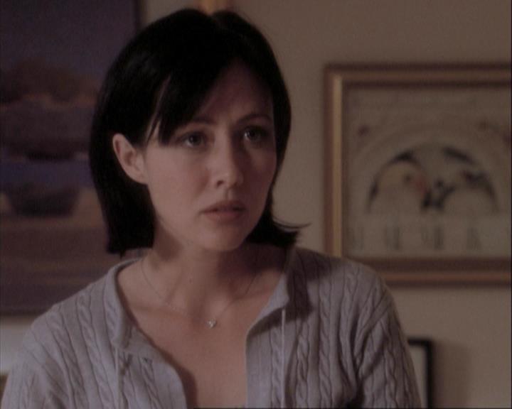 Charmed-Online-dot-net_108TheTruthIsOutThereAndItHurts0543.jpg Charmed-Online-dot-net_108TheTruthIsOutThereAndItHurts0543.jpg