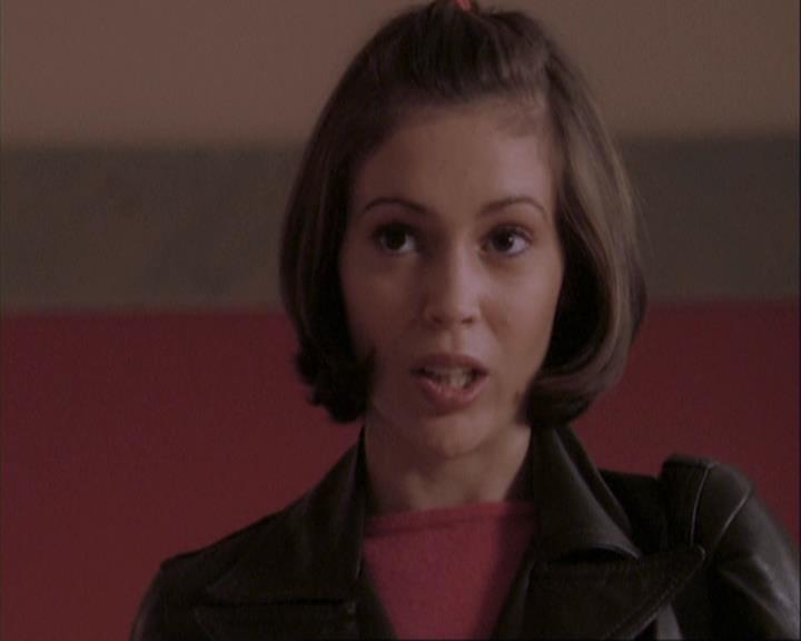 Charmed-Online-dot-net_108TheTruthIsOutThereAndItHurts0548.jpg Charmed-Online-dot-net_108TheTruthIsOutThereAndItHurts0548.jpg