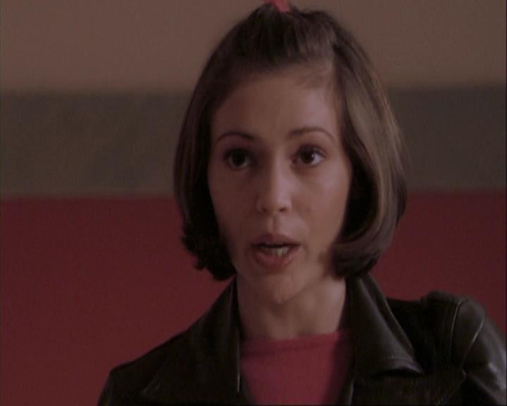 Charmed-Online-dot-net_108TheTruthIsOutThereAndItHurts0553.jpg Charmed-Online-dot-net_108TheTruthIsOutThereAndItHurts0553.jpg