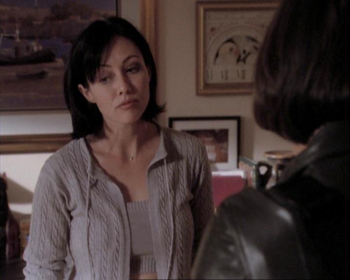 Charmed-Online-dot-net_108TheTruthIsOutThereAndItHurts0557.jpg Charmed-Online-dot-net_108TheTruthIsOutThereAndItHurts0557.jpg