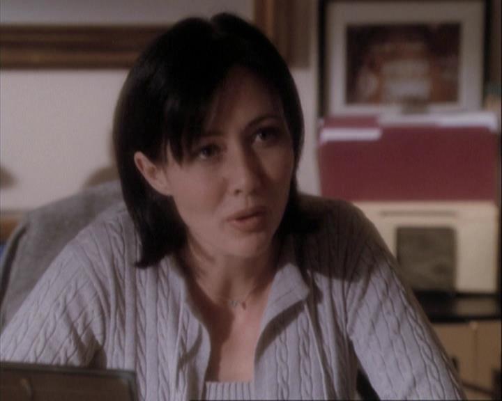 Charmed-Online-dot-net_108TheTruthIsOutThereAndItHurts0564.jpg Charmed-Online-dot-net_108TheTruthIsOutThereAndItHurts0564.jpg