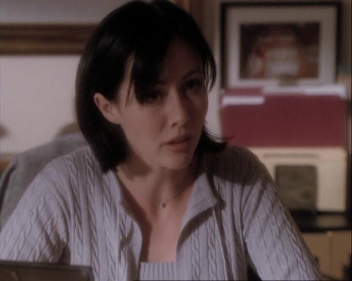 Charmed-Online-dot-net_108TheTruthIsOutThereAndItHurts0568.jpg Charmed-Online-dot-net_108TheTruthIsOutThereAndItHurts0568.jpg