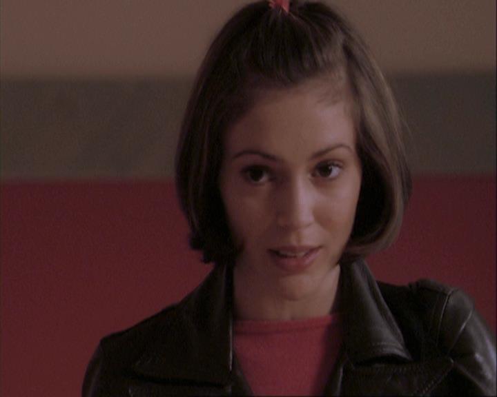 Charmed-Online-dot-net_108TheTruthIsOutThereAndItHurts0571.jpg Charmed-Online-dot-net_108TheTruthIsOutThereAndItHurts0571.jpg