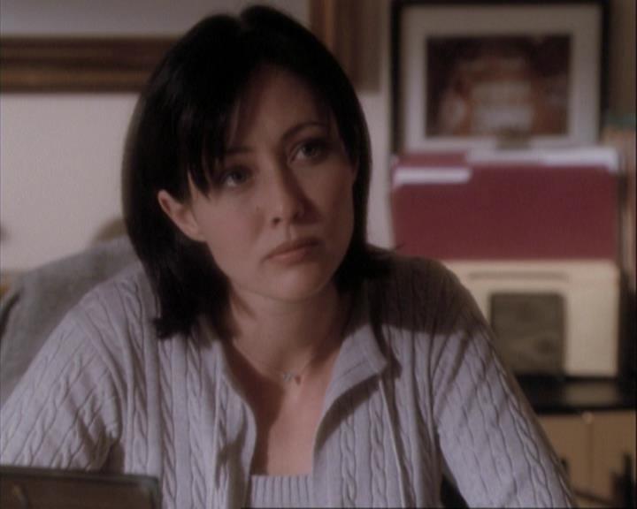 Charmed-Online-dot-net_108TheTruthIsOutThereAndItHurts0584.jpg Charmed-Online-dot-net_108TheTruthIsOutThereAndItHurts0584.jpg