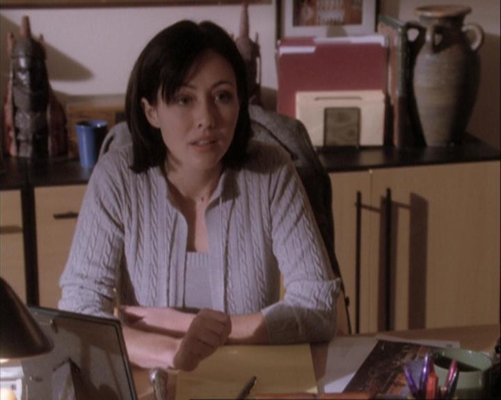 Charmed-Online-dot-net_108TheTruthIsOutThereAndItHurts0597.jpg Charmed-Online-dot-net_108TheTruthIsOutThereAndItHurts0597.jpg