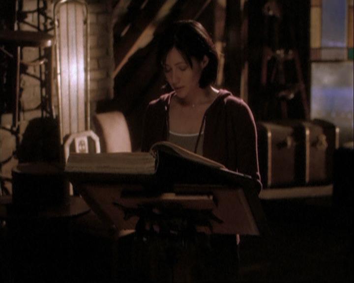 Charmed-Online-dot-net_108TheTruthIsOutThereAndItHurts0660.jpg Charmed-Online-dot-net_108TheTruthIsOutThereAndItHurts0660.jpg