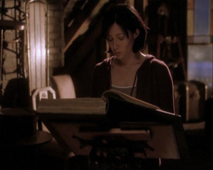 Charmed-Online-dot-net_108TheTruthIsOutThereAndItHurts0661.jpg Charmed-Online-dot-net_108TheTruthIsOutThereAndItHurts0661.jpg