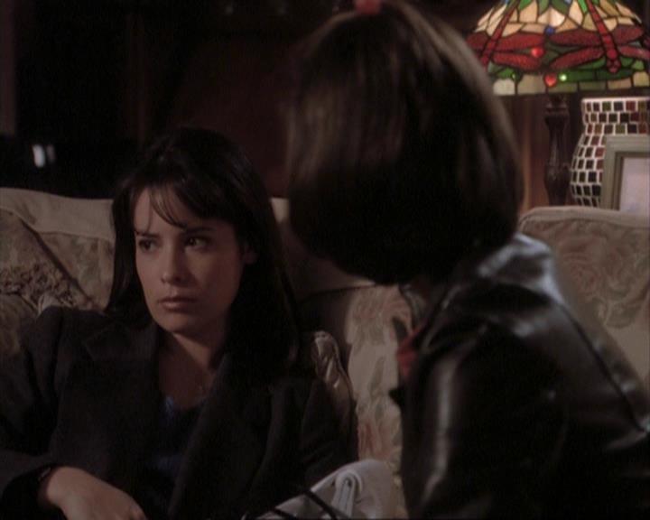 Charmed-Online-dot-net_108TheTruthIsOutThereAndItHurts0680.jpg Charmed-Online-dot-net_108TheTruthIsOutThereAndItHurts0680.jpg