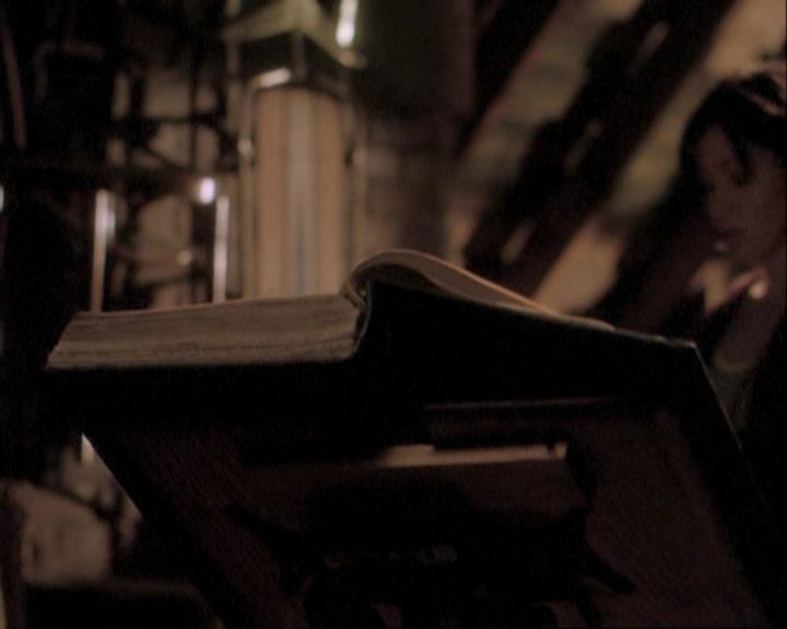 Charmed-Online-dot-net_108TheTruthIsOutThereAndItHurts0681.jpg Charmed-Online-dot-net_108TheTruthIsOutThereAndItHurts0681.jpg