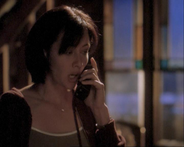 Charmed-Online-dot-net_108TheTruthIsOutThereAndItHurts0705.jpg Charmed-Online-dot-net_108TheTruthIsOutThereAndItHurts0705.jpg