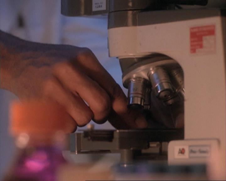 Charmed-Online-dot-net_108TheTruthIsOutThereAndItHurts0720.jpg Charmed-Online-dot-net_108TheTruthIsOutThereAndItHurts0720.jpg